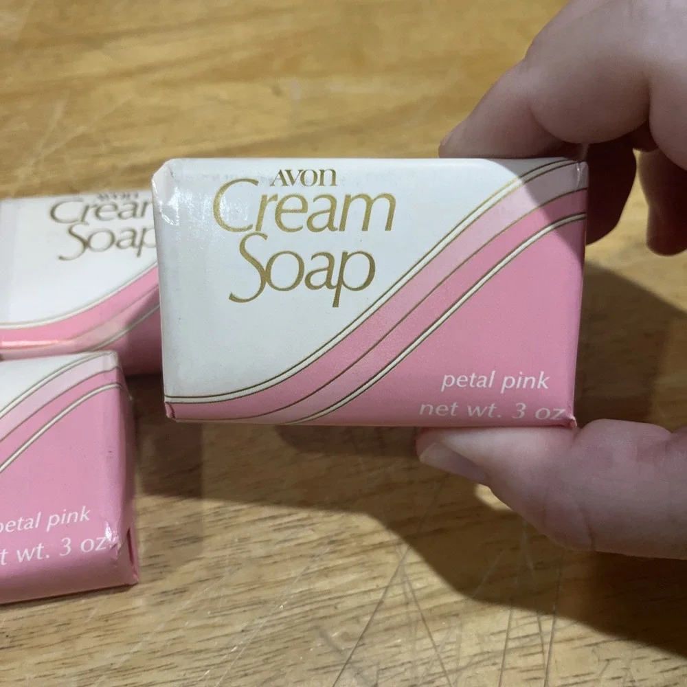 Vintage Avon PETAL PINK Cream Soap, 3oz.‎ 1988 3 Bars NOS